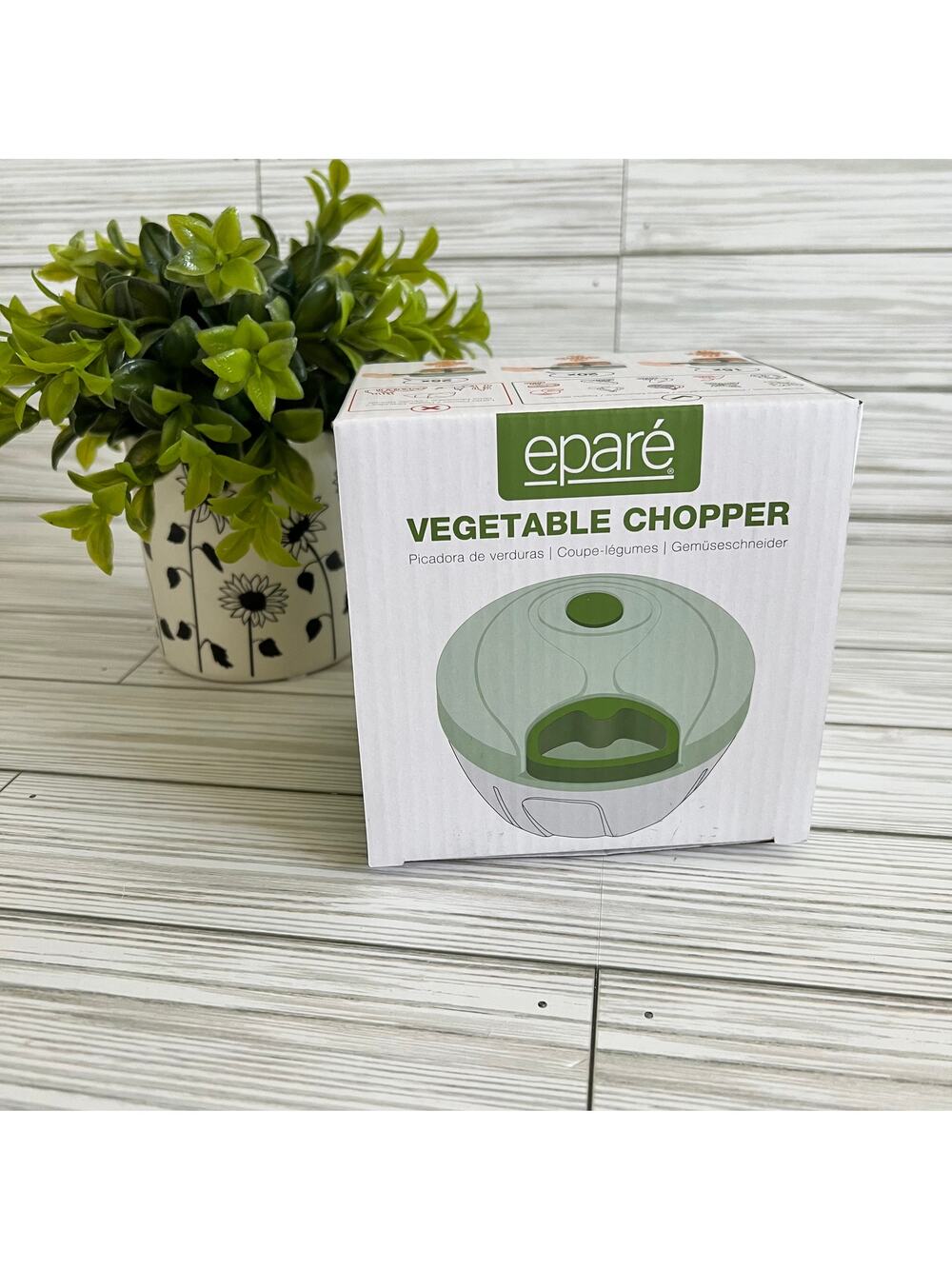 NIB Epare Vegetable Chopper Cutter Chopper Kitchenware 18 oz Capacity